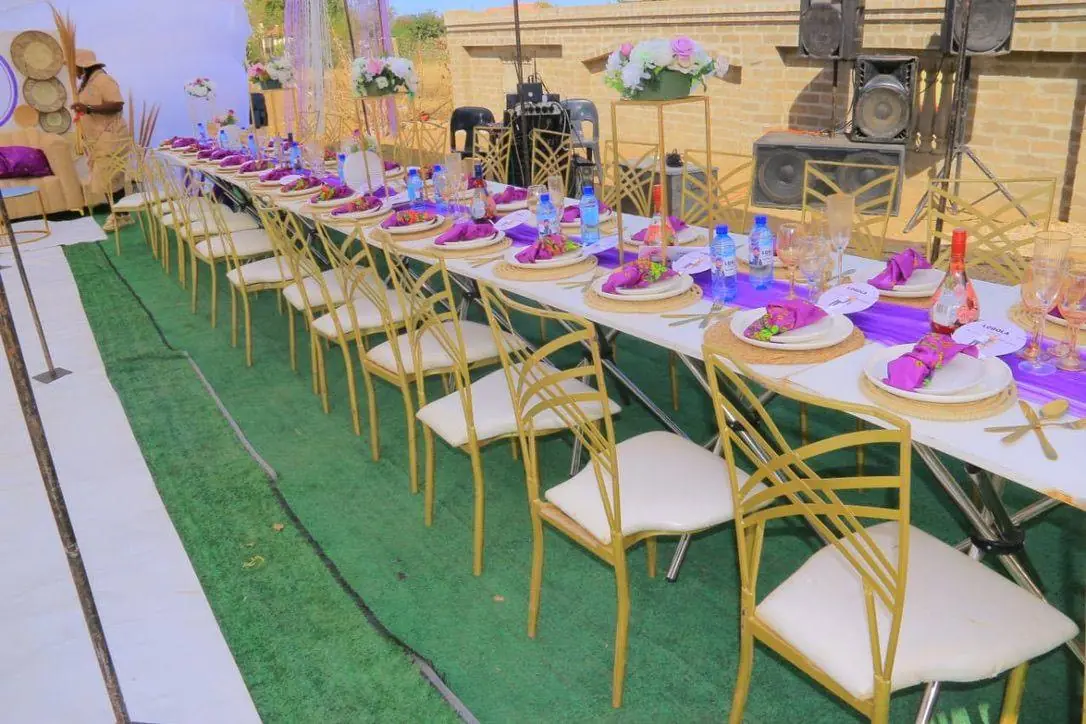Gold Chiavari Setting